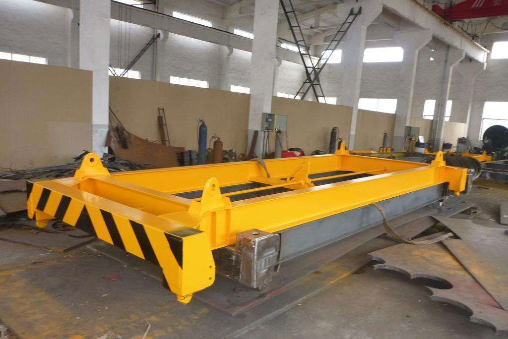 集装箱吊具